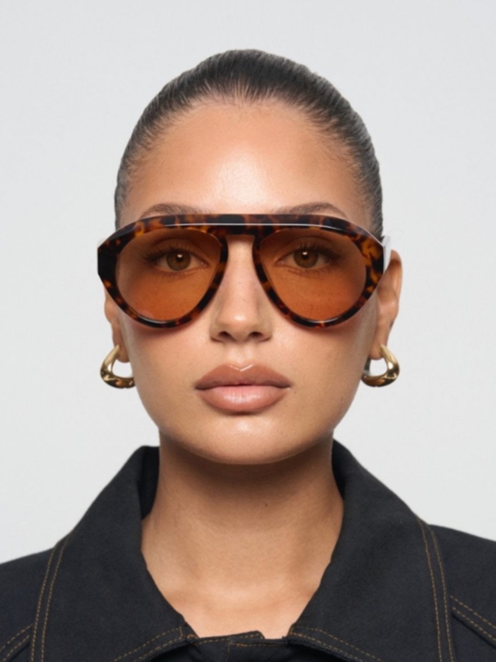Elisa Johnson Val Sunglasses in Brown Tortoise